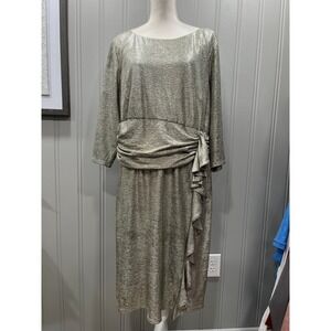 Jessica Howard Women's 20W Silver Metallic Ruched Sheath Dress‎ Long Sleeve